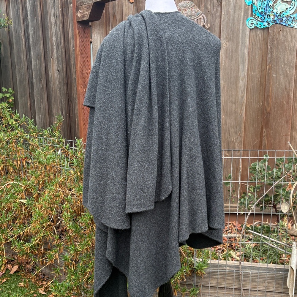 Gray Sweater Wrap - Picture 3 of 4